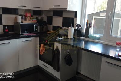Duplex cu 5 camere cu Canalizare în Central - 24