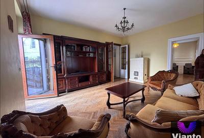 Apartament cu 3 camere semidecomandat, mobilat în Central - 1