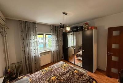 Apartament cu 3 camere decomandat, mobilat în 13 Septembrie - 3