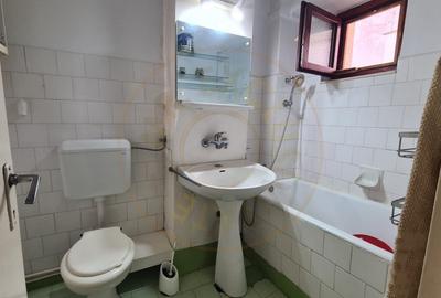 De vanzare Apartament 3 camere Micro 16 et 1 - 7