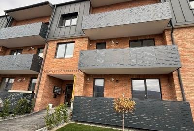 Apartament cu 2 camere decomandat în Chinteni - 3