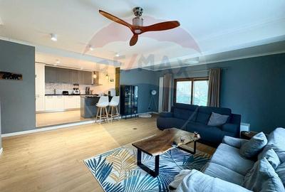 Casă cu 6 camere cu Teren 1325 Mp în Central - 1