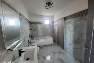 Casă cu 4 camere cu Teren 575 Mp în Hemeiuș - 3