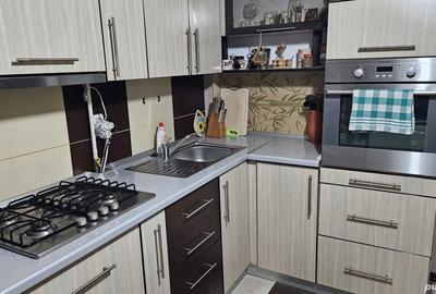 Inchiriez apartament 3 camere, complet utilat - 2