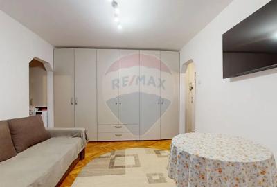 Apartament cu 2 camere semidecomandat, mobilat în Florilor - 9