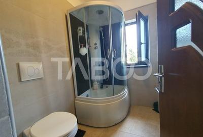 Casa 5 camere 3 bai 2 terase garaj magazie de vanzare 180 mp utili - 17