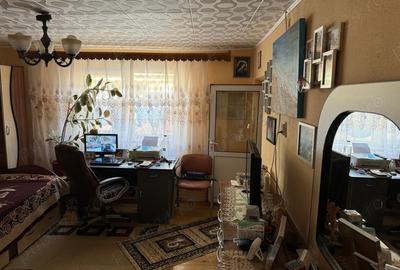 Casă cu 6 camere cu Teren 460 Mp în Filipești - 2