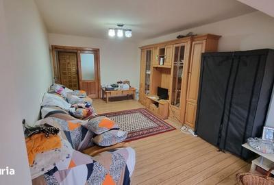 Apartament cu 2 camere decomandat în Orizont