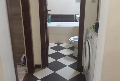 Apartament cu 3 camere decomandat în Sud - 4