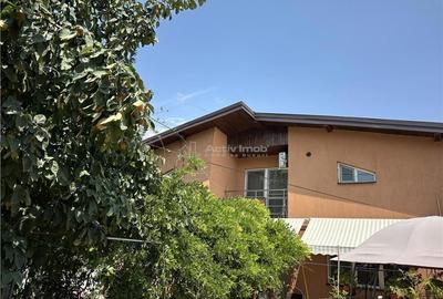 Casă cu 5 camere cu Teren 250 Mp în Colentina - 1