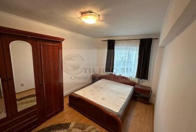 Decomandat, 2 cam, etaj 4/4, zona Hala Centrală , 142.000 € - 3