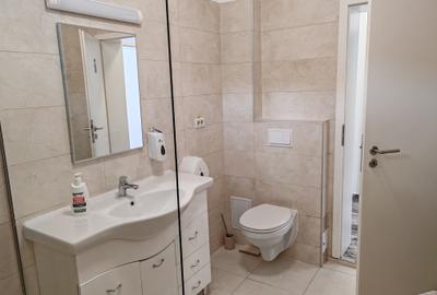 Apartament cu 3 camere semidecomandat, mobilat în Central - 15