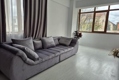 Apartament cu 2 camere decomandat, mobilat în Energia