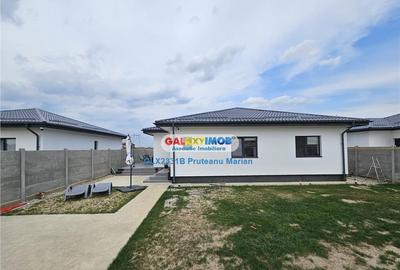 Casă cu 4 camere cu Canalizare în Clinceni