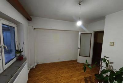 Apartament cu 2 camere decomandat în Central - 6