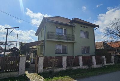 Casă cu 4 camere în Ideciu de Sus - 8