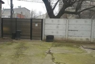 Casa  Rahova ,Curte 360 mp