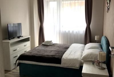 Apartament 3 camere la cheie, zona Platinia Shopping Center - 4