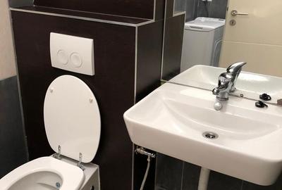 Apartament cu 4 camere în Central - 1