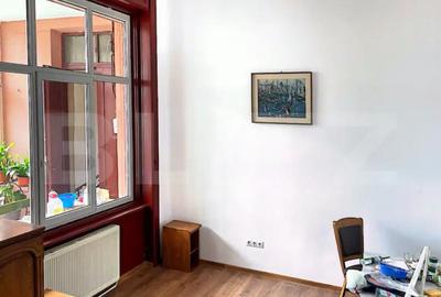 Apartament cu 4 camere decomandat în Central - 4