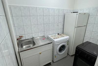 Garsonieră semidecomandată în Circumvalațiunii - 1