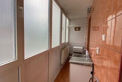 Apartament cu 2 camere decomandat în Craiovița Nouă - 6