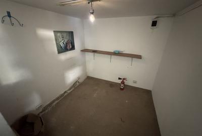 Hale pentru depozitare zona Halta Traian - Interioara 3 - 5