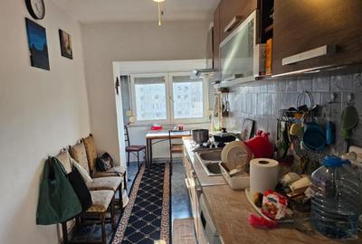 Apartament cu 4 camere decomandat în Tomis III - 2