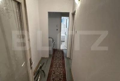 Apartament cu 4 camere semidecomandat în Central - 2