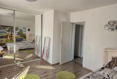 Casă cu 4 camere cu Teren 598 Mp în Moșoaia - 9