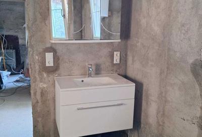 Casă cu 4 camere în Central - 1