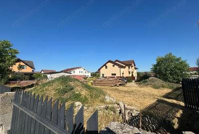 Teren de 800 mp, în Unirii - 2