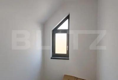 Casă cu 4 camere cu Teren 393 Mp în Urseni - 4