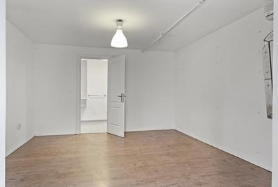 Vilă eleganta, spatioasa, suprafata utila 200 mp, teren 763 mp, Tărtășești - 35