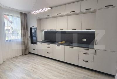 Casa Premium cu 6 camere, 238 mp utili, zona centrala, Radauti - 4