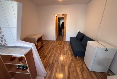 Garsoniera 22mp, etaj 1-zona Tractorul - 2