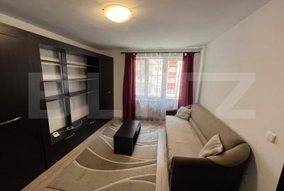 2 camere ultracentral - confort, lumina naturala si acces la pod