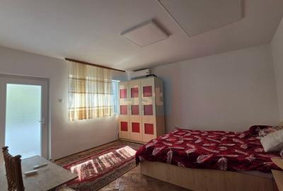 Casă cu 2 camere cu Canalizare în Central - 5