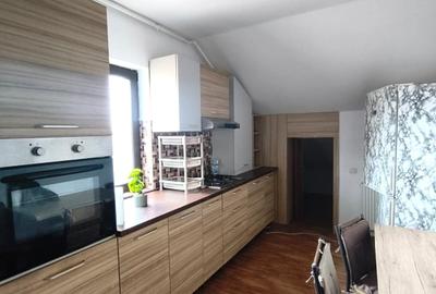 Apartament cu 2 camere semidecomandat în Berceni - 6