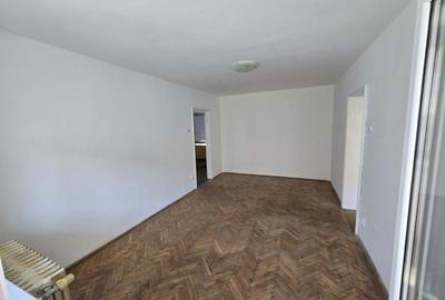 2 camere l 4 minute Metrou Crangasi - 3