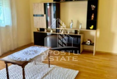 Casă individuală cu 7 camere cu Canalizare în Central - 8