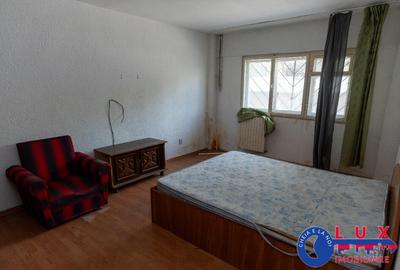 Spațiu comercial, de 66 mp, în Piața Nouă - 3