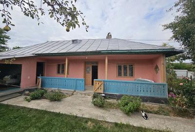Casă cu Teren 2800 Mp în Bolotești