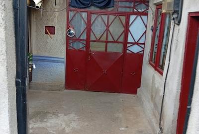 Casă cu 3 camere cu Teren 35 Mp în Central - 8