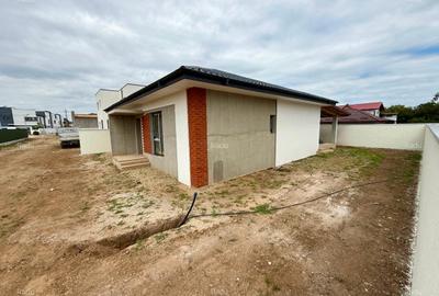 Case individuale, parter + pod, 135 mp utili, teren 400 mp, ansamblu exclusivist Case individuale, parter + pod, 135 mp utili, teren 400 mp, ansamblu exclusivist - 10