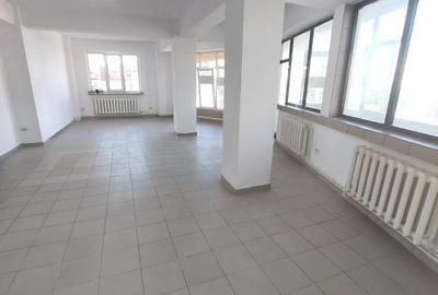 Ultracentral -bd. Mamaia , spatiu IDEAL BIROURI, 130 mp., etaj 1 - 5