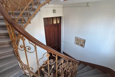 Apartament cu 3 camere semidecomandat în Central - 4