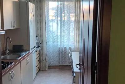Apartament cu 4 camere în Drăgășani - 3
