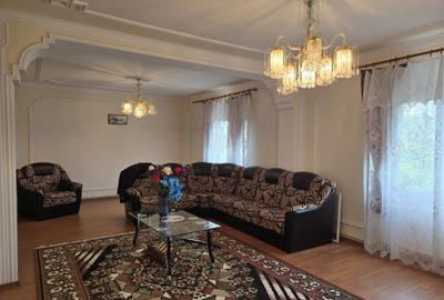 Casă cu 4 camere în Central - 5