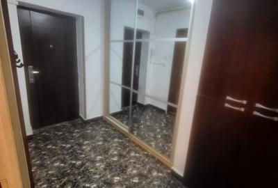 Garsonieră decomandată, mobilată în Trafic Greu - 5